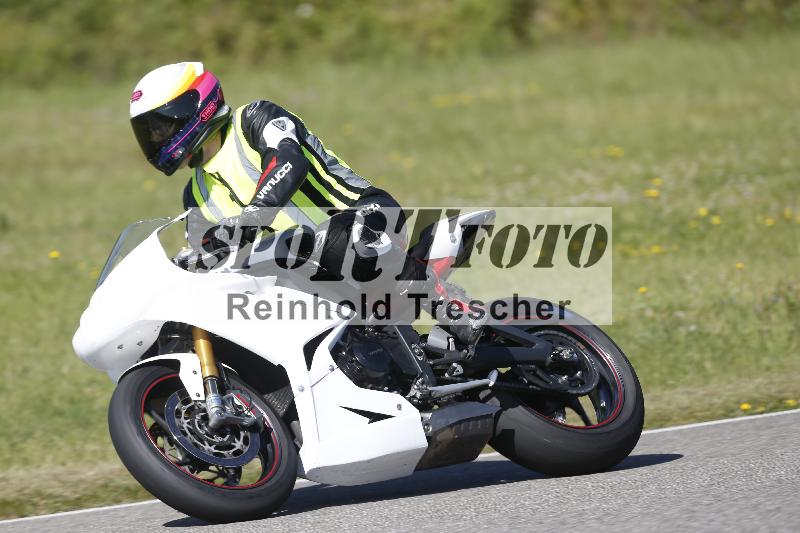 /15 22.05.2026  Plüss Moto Sport  Discover the Bike ADR /Gruppe rot - Race 3/3